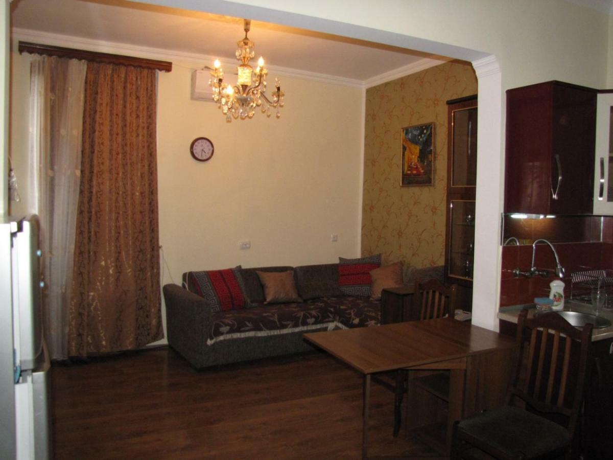 Agmashenebeli95 Aparthotel Tbilisi ภายนอก รูปภาพ