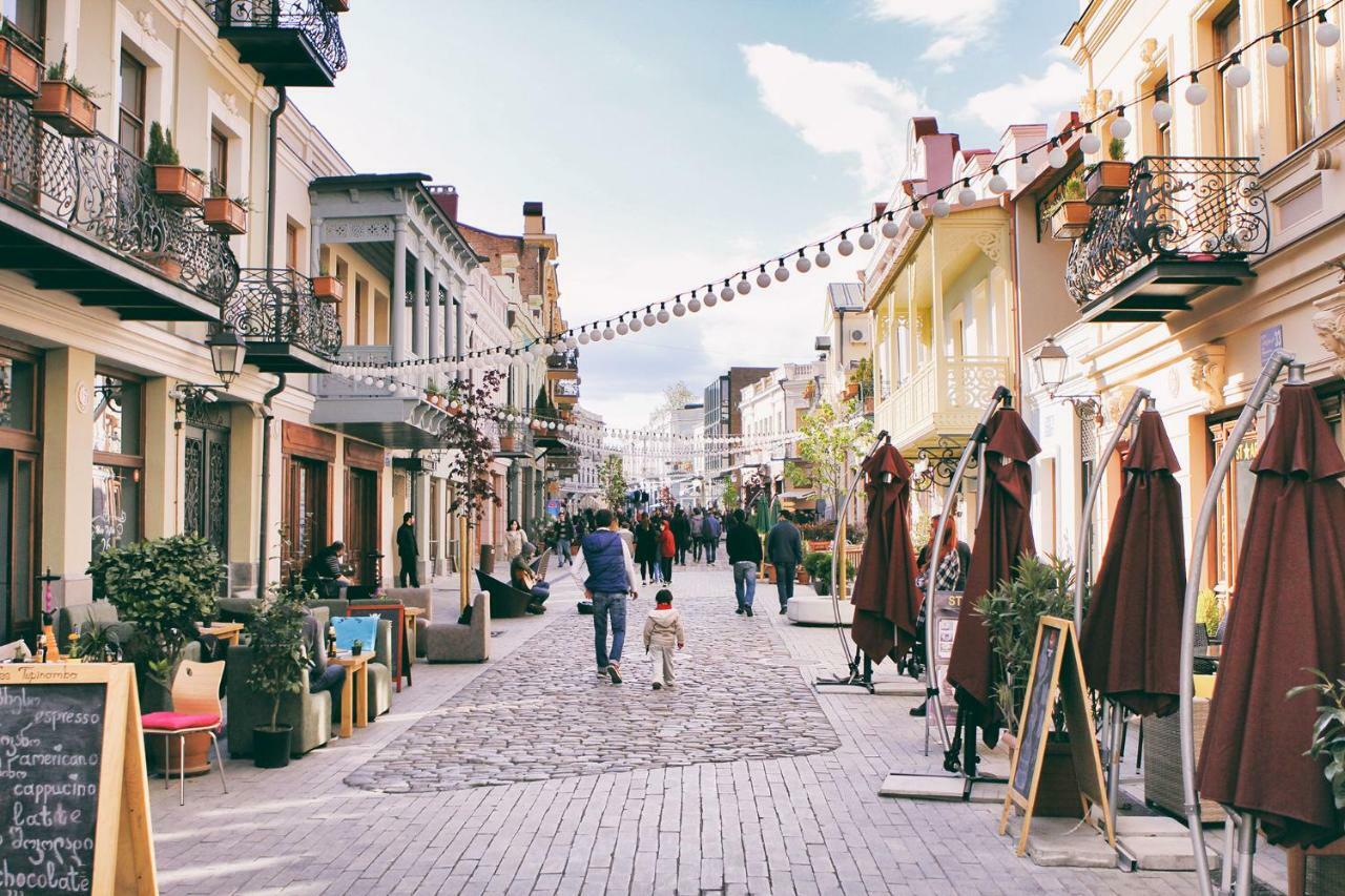 Agmashenebeli95 Aparthotel Tbilisi ภายนอก รูปภาพ